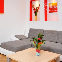 Navratilova Apartments 