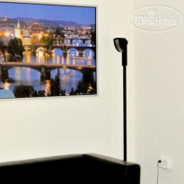 Fama Apartments 