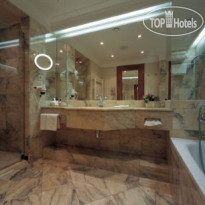 Hotel Savoy