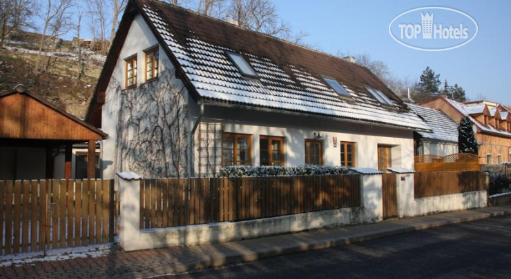Hotelier's photos Happy Memories Guest House 3*