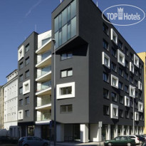 Botic Student House Отель