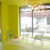 Botic Student House Территория отеля