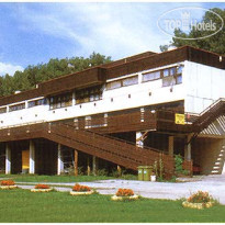 Boathouse Hostel  Отель