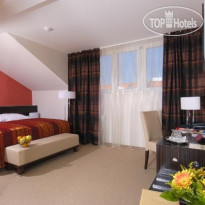 EA Hotel Manes