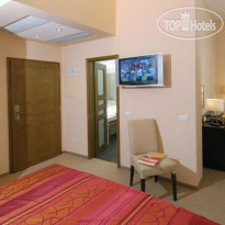 EA Hotel Manes