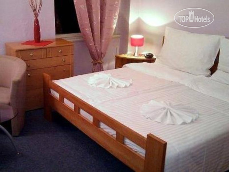 New photos from tourists Club Hotel Praha 3*