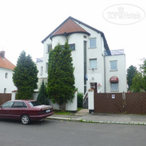 Villa Mansland Gay Hotel 