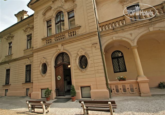 New photos from tourists U Sv. Jana 3*