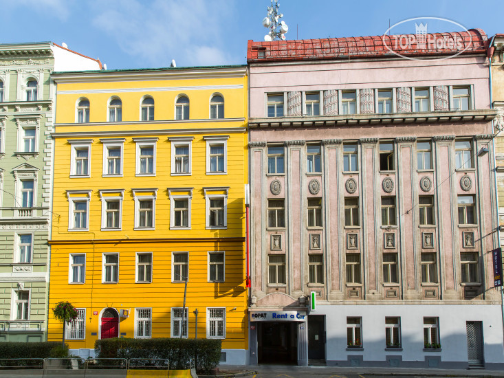 Prague Season Hotel