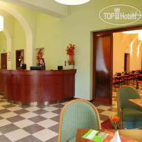EA Hotel Downtown