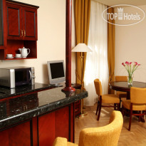 Elysee Apartments