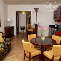 Elysee Apartments