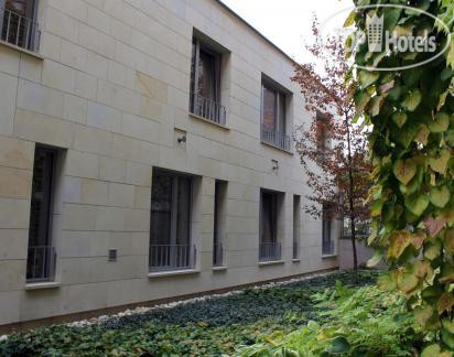 Hotel photo V Raji Hotel  4*