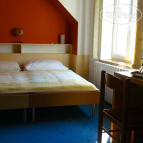Maxim Hotel