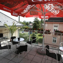 Atrium Hotel