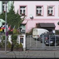 Adam Hotel 