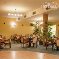 EA Hotel Churanov