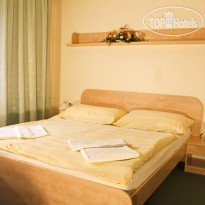 EA Hotel Churanov