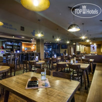  Alfa Hotel Бар