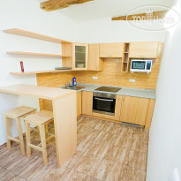 U Cerneho Orla Hotel & Apartments  