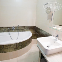 U Cerneho Orla Hotel & Apartments  