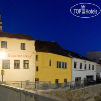 U Cerneho Orla Hotel & Apartments  