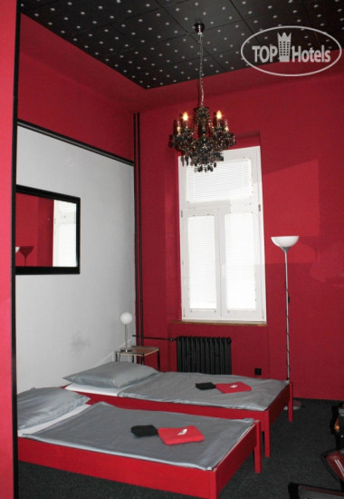 New photos from tourists Cadillac Hotel 2*