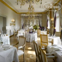 Chateau Mcely Hotel And Spa Ресторан