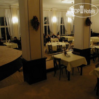 Palace Club