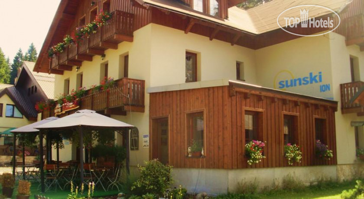 Hotelier's photos Sunski Penzion 3*