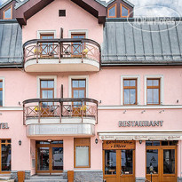 Grand Hotel