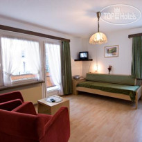 Res. Esplanade Studio Apartment