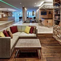 Hilton Garden Inn Davos Лобби