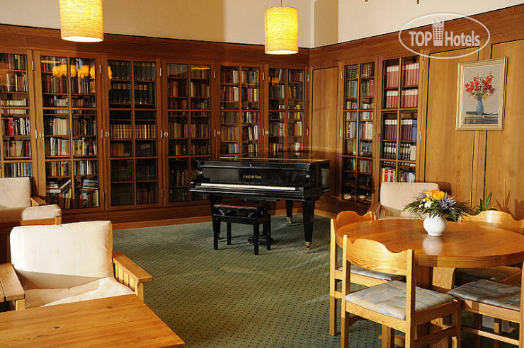 Hotel photo Altein 3*