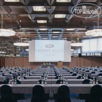 Crowne Plaza Zurich, an IHG Hotel