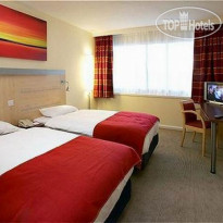 Holiday Inn Express Zurich Airport 