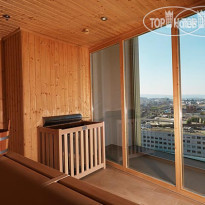 Renaissance Zurich Tower 