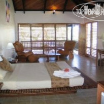 Anchorage Beach Resort 