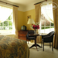 Ross Lake House Hotel