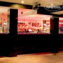 Riverhouse Hotel 
