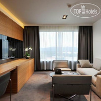 Radisson Blu Plaza Hotel