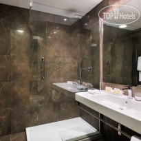 Radisson Blu Plaza Hotel