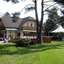 Lake House Inn