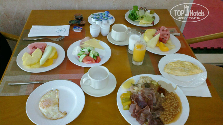 Фотографии отеля  Holiday International 4*