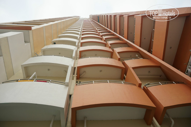 Hotelier's photos Regency Grand Suites 3*