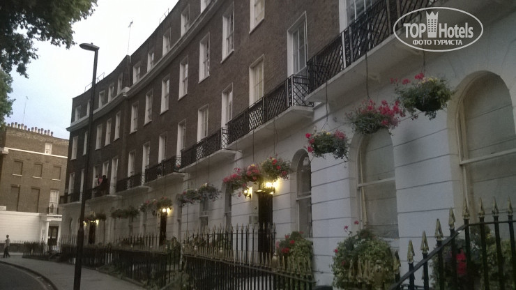 Studios 2 Let Serviced Apartments Hotel