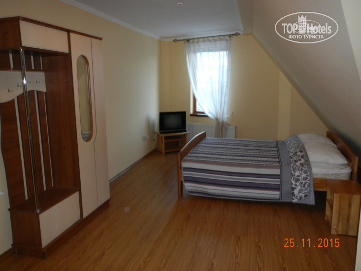 New photos from tourists Золотая Корона 