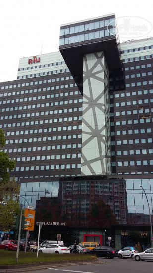 Hotelier's photos Riu Plaza Berlin 4*