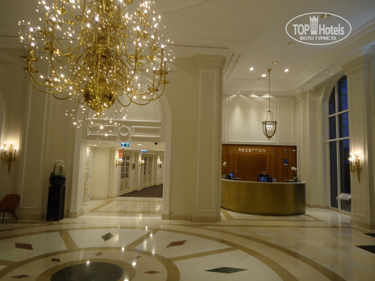 Hotelier's photos Hilton Brussels Grand Place 4*