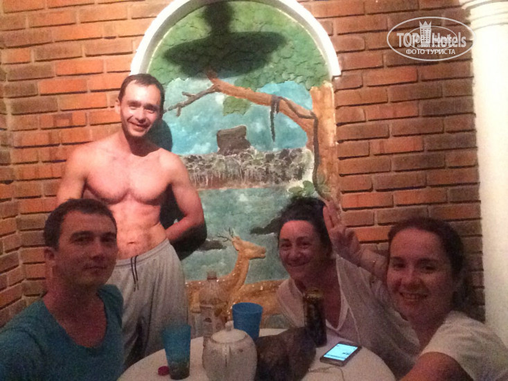 New photos from tourists Sunny Family